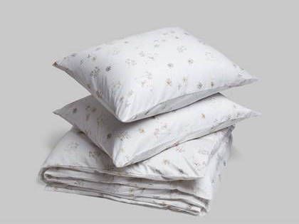 Yumeko Meadow dekbedovertrekset van biologisch katoensatijn 300TC inclusief kussenslopen